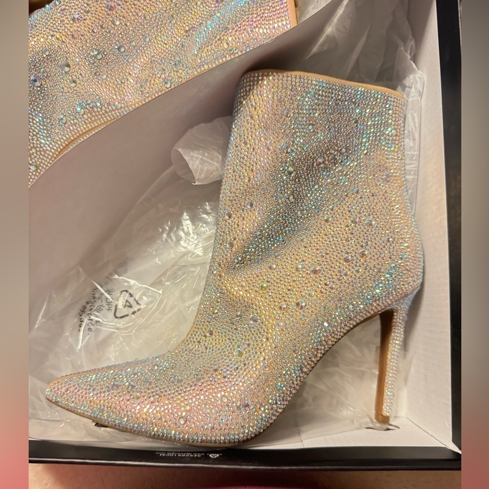 INC Pointed Toe Reisa Bootie 6 M - Picture 9 of 9